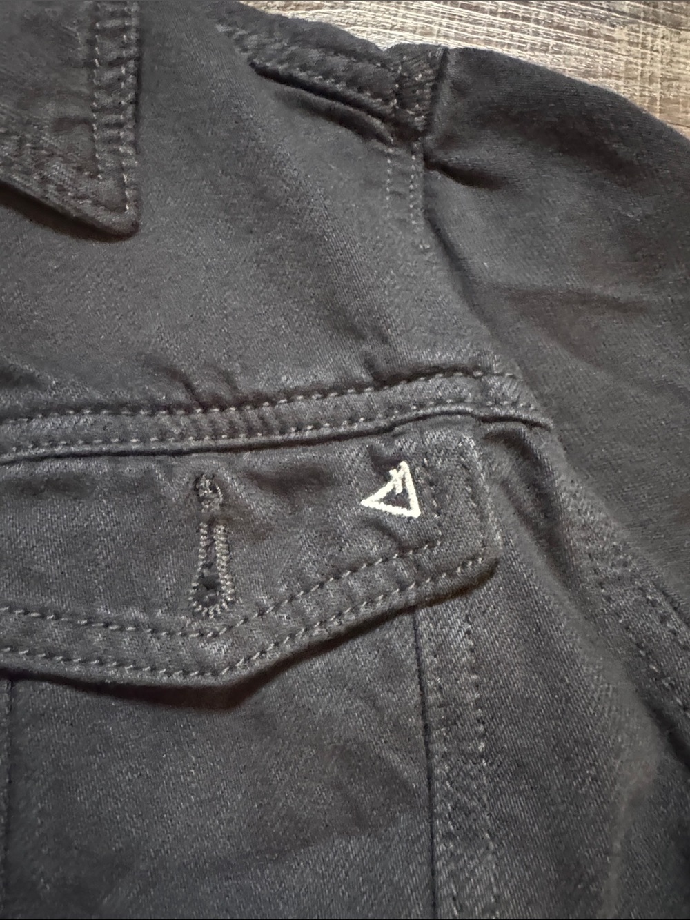 Black Distressed Cropped Denim Jacket - Women - Picture 4 of 12